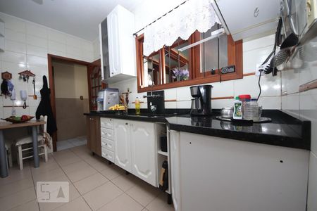 Cozinha de casa de condomínio à venda com 3 quartos, 150m² em Centro, Canoas