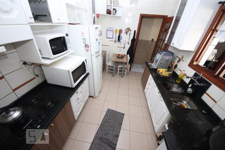 Cozinha de casa de condomínio à venda com 3 quartos, 150m² em Centro, Canoas