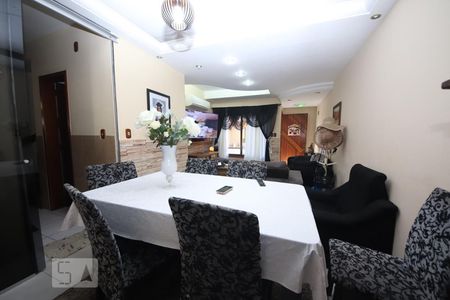 Sala de casa de condomínio à venda com 3 quartos, 150m² em Centro, Canoas