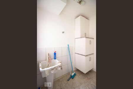 Apartamento para alugar com 58m², 2 quartos e 1 vagaÁrea de Serviço