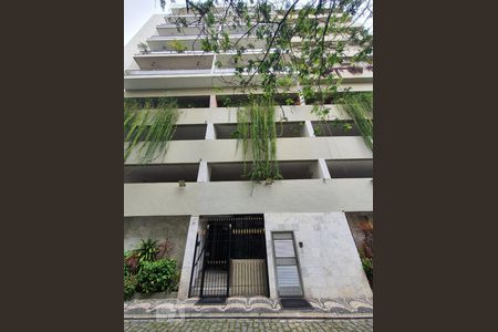 Apartamento à venda com 135m², 4 quartos e 3 vagasFachada