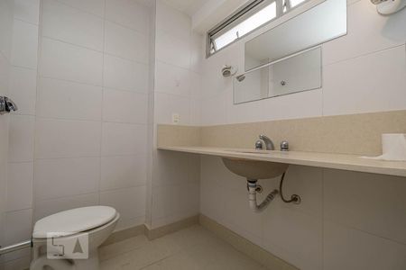 Apartamento à venda com 135m², 4 quartos e 3 vagasBanheiro Suíte 2