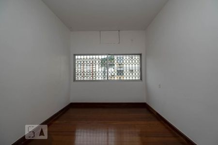 Apartamento à venda com 135m², 4 quartos e 3 vagasQuarto 4
