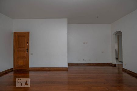 Apartamento à venda com 135m², 4 quartos e 3 vagasSala