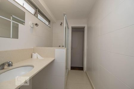 Apartamento à venda com 135m², 4 quartos e 3 vagasBanheiro Suíte 2