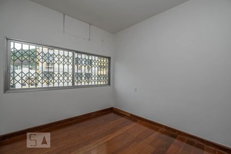 Apartamento à venda com 135m², 4 quartos e 3 vagasQuarto 4