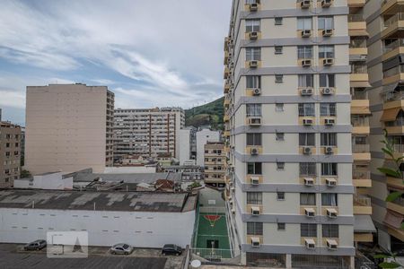 Apartamento à venda com 135m², 4 quartos e 3 vagasQuarto 3 Vista