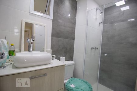 Apartamento à venda com 78m², 3 quartos e 2 vagasBanheiro Social