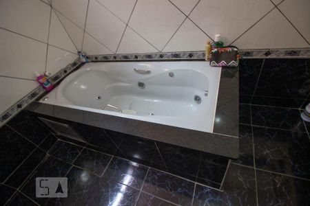 Casa à venda com 260m², 3 quartos e 4 vagasBanheiro