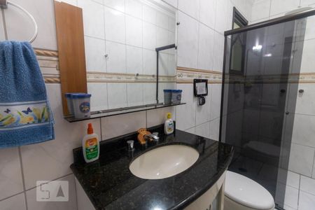 Casa à venda com 186m², 3 quartos e 4 vagasBanheiro da Suíte 1