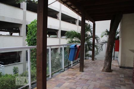 Apartamento à venda com 52m², 2 quartos e 1 vagaÁrea comum