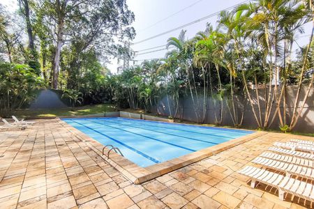 Apartamento para alugar com 55m², 2 quartos e 2 vagasÁrea Comum do Club - Piscinas