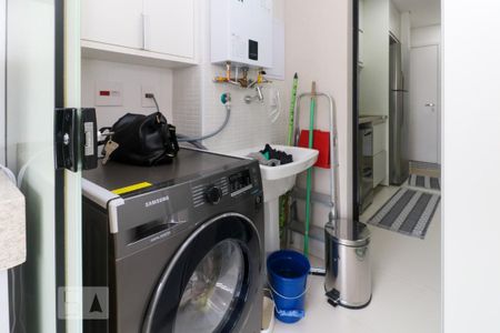 Apartamento para alugar com 72m², 2 quartos e 1 vagaÁrea de serviço