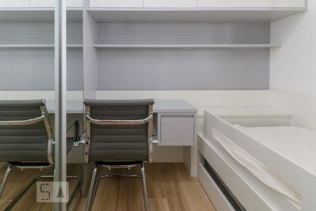Apartamento para alugar com 72m², 2 quartos e 1 vagaQuarto