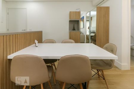 Apartamento para alugar com 2 quartos, 72m² em Pinheiros, São Paulo