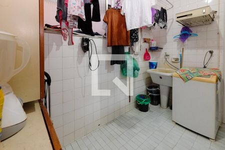 Apartamento à venda com 99m², 2 quartos e 1 vaga Apartamento à venda com 99m², 2 quartos e 1 vagaÁrea de Serviço