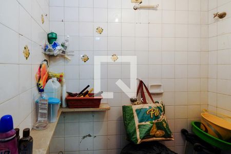 Apartamento à venda com 99m², 2 quartos e 1 vaga Apartamento à venda com 99m², 2 quartos e 1 vagaBanheiro de serviço