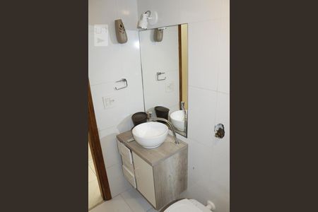 Apartamento à venda com 72m², 2 quartos e 2 vagasBanheiro - Torneira
