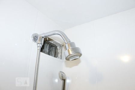 Apartamento à venda com 72m², 2 quartos e 2 vagasChuveiro