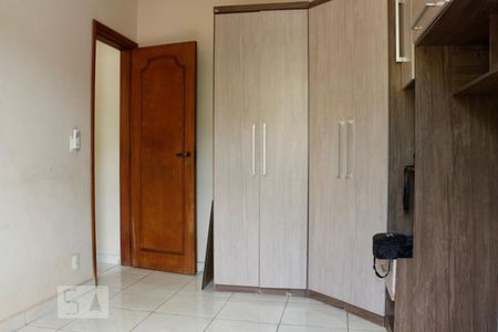 Apartamento à venda com 72m², 2 quartos e 2 vagasQuarto 2