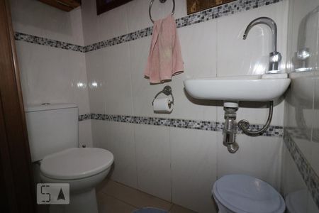 Lavabo 1 de casa à venda com 4 quartos, 72m² em Passo das Pedras, Porto Alegre