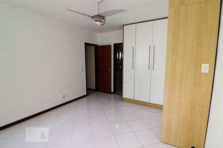 Suíte de apartamento à venda com 4 quartos, 140m² em Tijuca, Rio de Janeiro