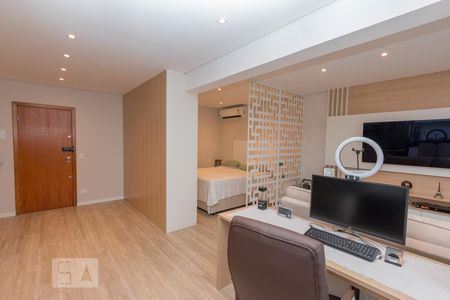 Sala de kitnet/studio para alugar com 1 quarto, 58m² em Santo Amaro, São Paulo