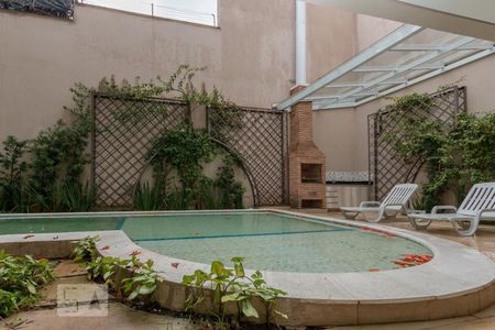 Studio para alugar com 58m², 1 quarto e 2 vagas Studio para alugar com 58m², 1 quarto e 2 vagasPiscina