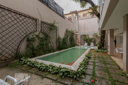 Studio para alugar com 58m², 1 quarto e 2 vagas Studio para alugar com 58m², 1 quarto e 2 vagasPiscina