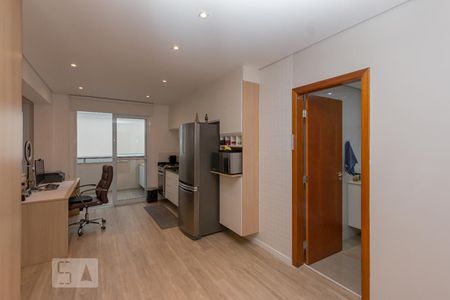 Sala de kitnet/studio para alugar com 1 quarto, 58m² em Santo Amaro, São Paulo