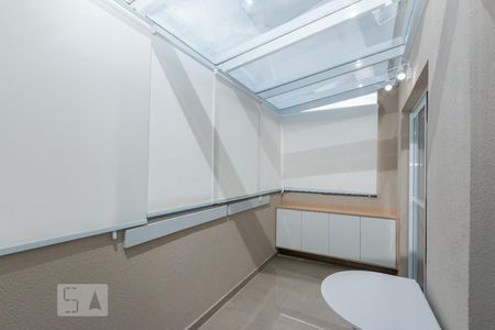 Studio para alugar com 58m², 1 quarto e 2 vagas Studio para alugar com 58m², 1 quarto e 2 vagasVaranda