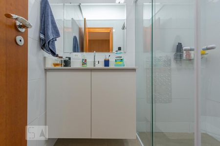 Studio para alugar com 58m², 1 quarto e 2 vagas Studio para alugar com 58m², 1 quarto e 2 vagasBanheiro