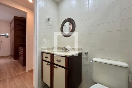 Apartamento para alugar com 95m², 3 quartos e 1 vaga Apartamento para alugar com 95m², 3 quartos e 1 vagaBanheiro