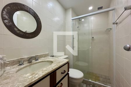 Apartamento para alugar com 95m², 3 quartos e 1 vaga Apartamento para alugar com 95m², 3 quartos e 1 vagaBanheiro