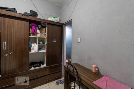 Suíte de casa à venda com 2 quartos, 130m² em Vila Santa Maria, São Paulo