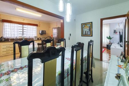 Casa à venda com 250m², 3 quartos e 4 vagas Casa à venda com 250m², 3 quartos e 4 vagasSala de Jantar