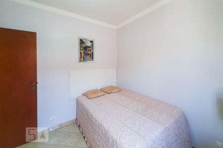 Casa à venda com 250m², 3 quartos e 4 vagas Casa à venda com 250m², 3 quartos e 4 vagasQuarto 1