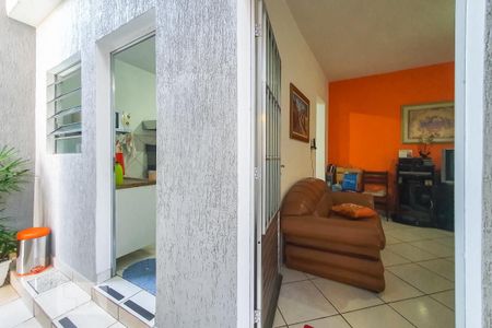 Casa à venda com 250m², 3 quartos e 4 vagas Casa à venda com 250m², 3 quartos e 4 vagasEdicula