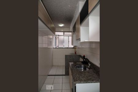 Apartamento para alugar com 65m², 2 quartos e 1 vaga Apartamento para alugar com 65m², 2 quartos e 1 vagaCozinha e Área de Serviço