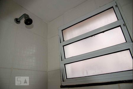 Apartamento para alugar com 65m², 2 quartos e 1 vaga Apartamento para alugar com 65m², 2 quartos e 1 vagaBanheiro