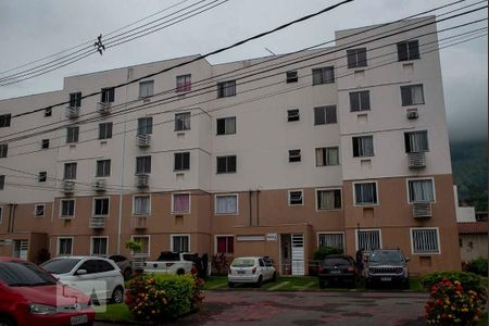 Apartamento para alugar com 65m², 2 quartos e 1 vaga Apartamento para alugar com 65m², 2 quartos e 1 vagaFachada do bloco