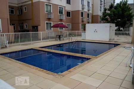 Apartamento para alugar com 65m², 2 quartos e 1 vaga Apartamento para alugar com 65m², 2 quartos e 1 vagaÁrea comum - Piscina