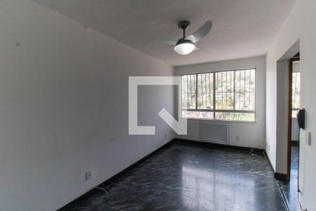 Sala de apartamento à venda com 2 quartos, 61m² em São Lourenço, Niterói