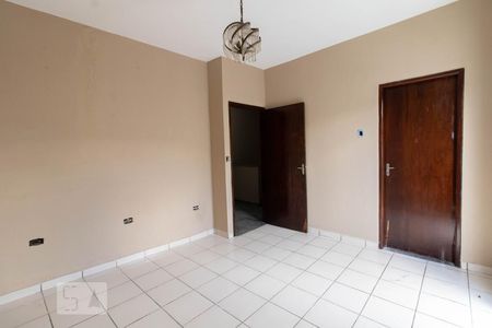 Casa para alugar com 150m², 4 quartos e 1 vaga Casa para alugar com 150m², 4 quartos e 1 vagaQuarto 1