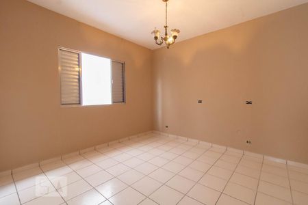 Casa para alugar com 150m², 4 quartos e 1 vaga Casa para alugar com 150m², 4 quartos e 1 vagaQuarto 3