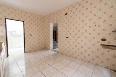 Casa para alugar com 150m², 4 quartos e 1 vaga Casa para alugar com 150m², 4 quartos e 1 vagaCozinha