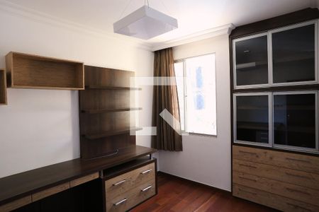 Quarto de apartamento para alugar com 2 quartos, 68m² em Serra, Belo Horizonte
