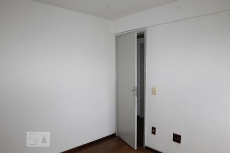 Apartamento à venda com 70m², 2 quartos e 1 vagaQuarto 2