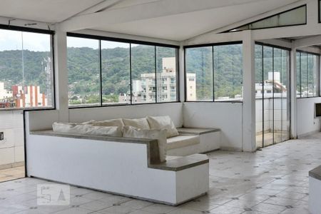 Apartamento para alugar com 267m², 4 quartos e 2 vagas Apartamento para alugar com 267m², 4 quartos e 2 vagasVaranda Sala