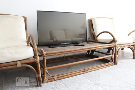 Apartamento para alugar com 267m², 4 quartos e 2 vagas Apartamento para alugar com 267m², 4 quartos e 2 vagasDetalhe Sala